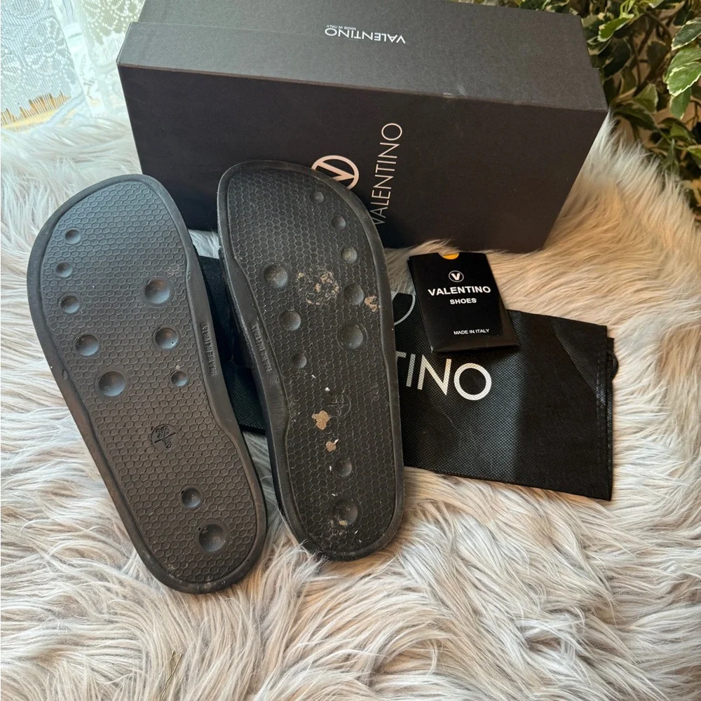 Valentino Moira Slide Sandals - Picture 10 of 11